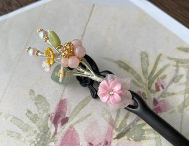 芬芳蔓蔓黑檀木髮簪  
